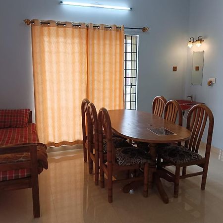 Venissa Serviceapartment Чикмагалур Экстерьер фото