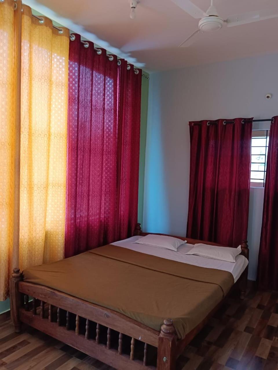 Venissa Serviceapartment Чикмагалур Экстерьер фото