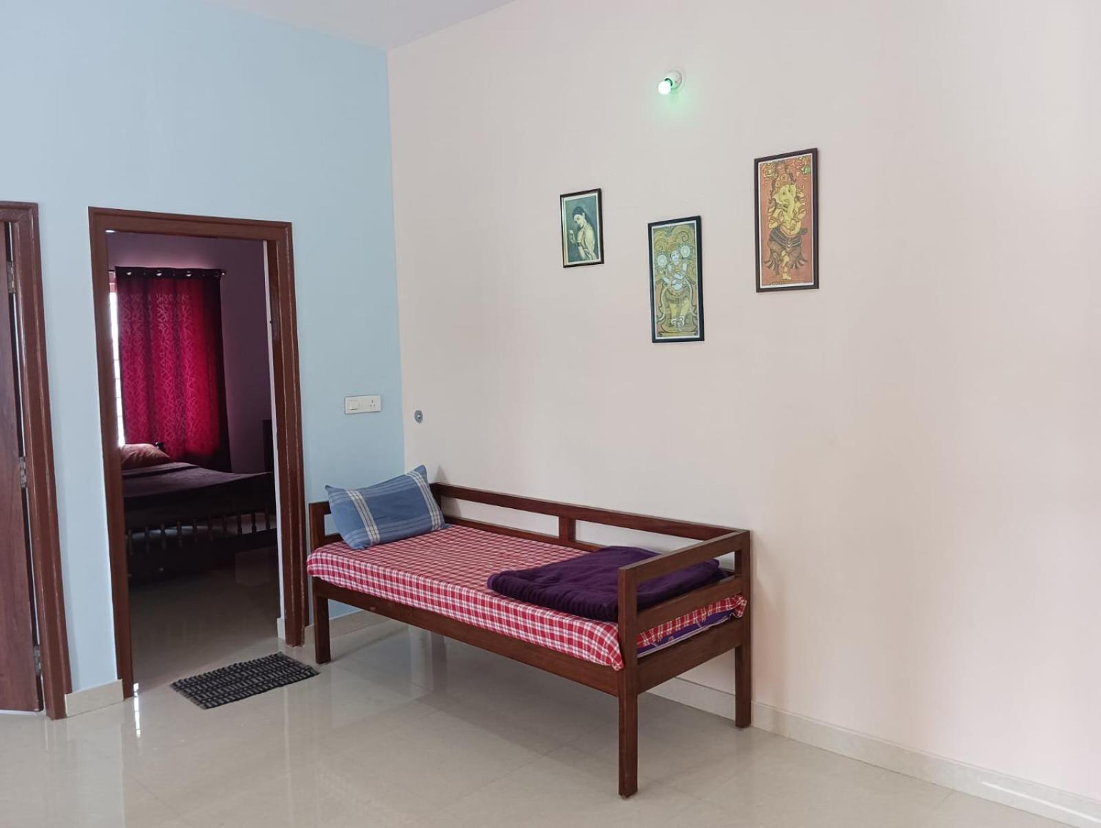 Venissa Serviceapartment Чикмагалур Экстерьер фото